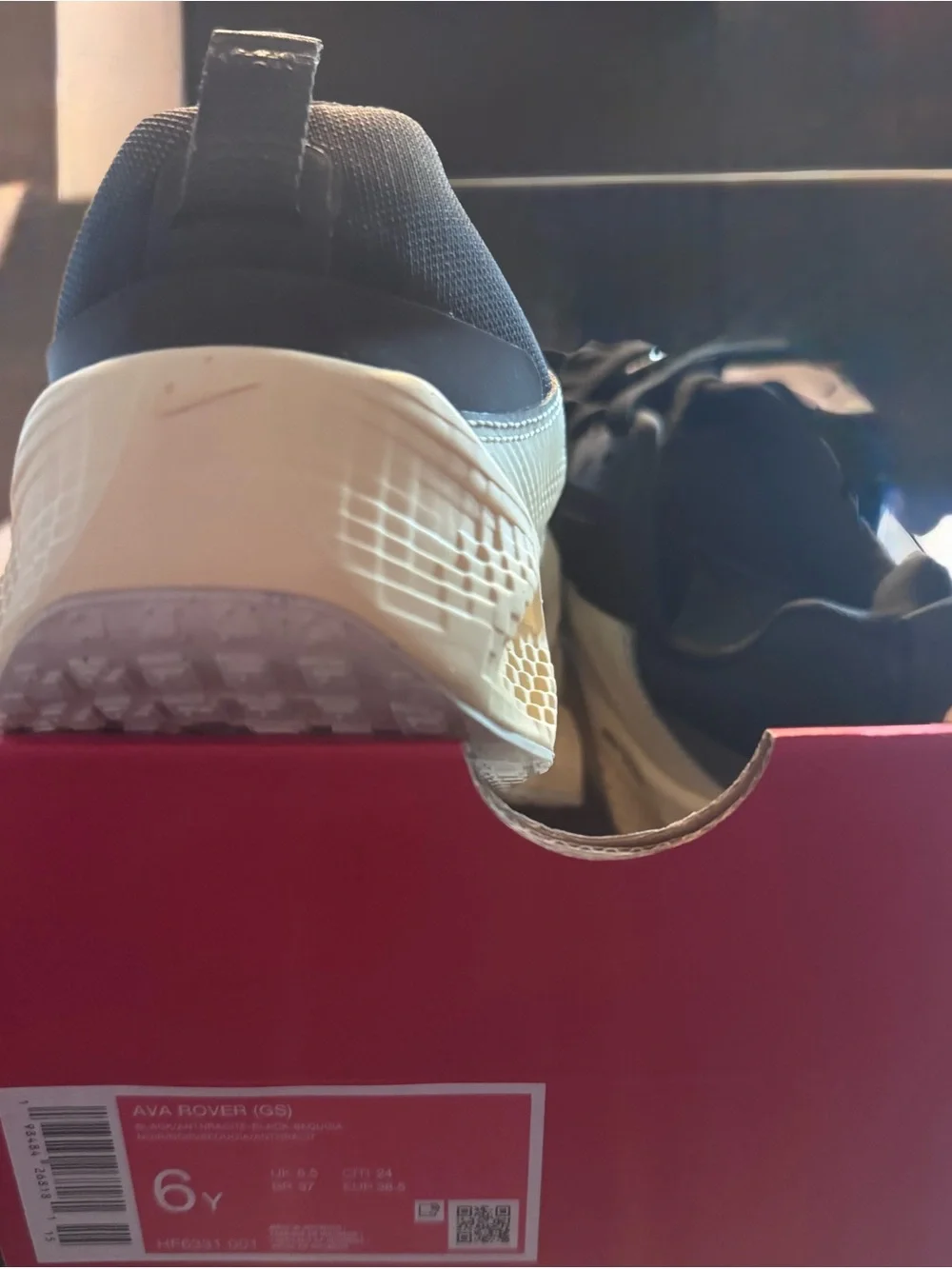 ✨BRAND NEW NIKE✨ Ava Rover